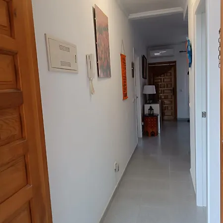 Residencia Alhambra Cisnes * Torrevieja