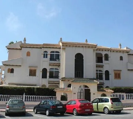 Apartment Residencia Alhambra Cisnes *